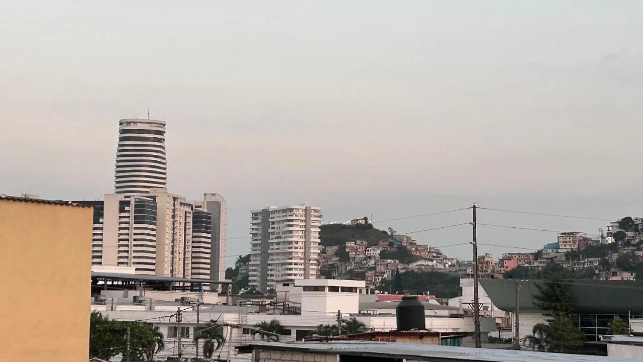 Ncgsuite Atarazana - Hermosa Casa Muy Amplia Para Ti Guayaquil Villa